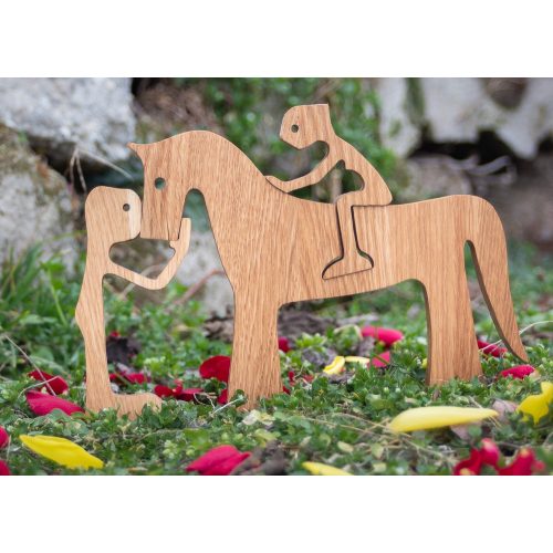 Női és férfi alak lóval fa figura.